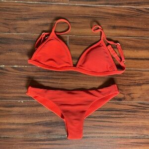 Billabong Bikini - Tanlines Ceci Triangle Top & Tanga Bottoms - Red, Size S
